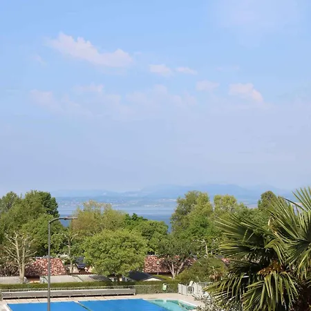 アパート With A - C In Lazise-gardasee 57740 *