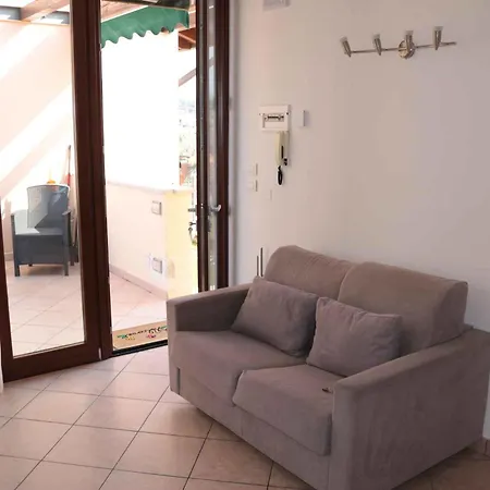 With A - C In Lazise-gardasee 57740 Apartman *