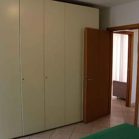 With A - C In Lazise-gardasee 57740 Apartman *