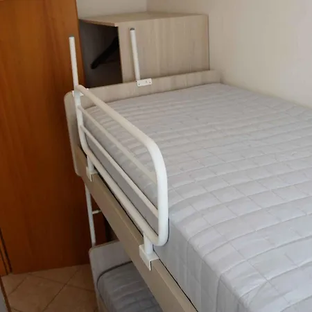 Apartman With A - C In Lazise-gardasee 57740 Lazise